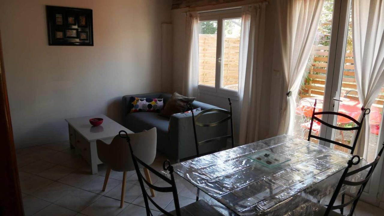 Mas Maurane - Les Lavandes Aux Portes D'Arles Apartment Tarascon Bagian luar foto